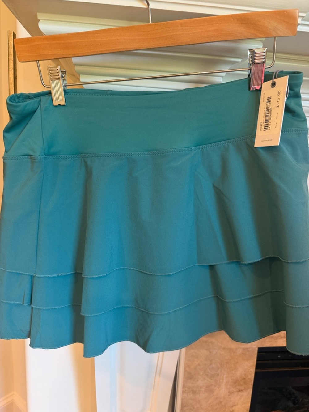 Lija Nevo Stamina tennis skirt L. NWT